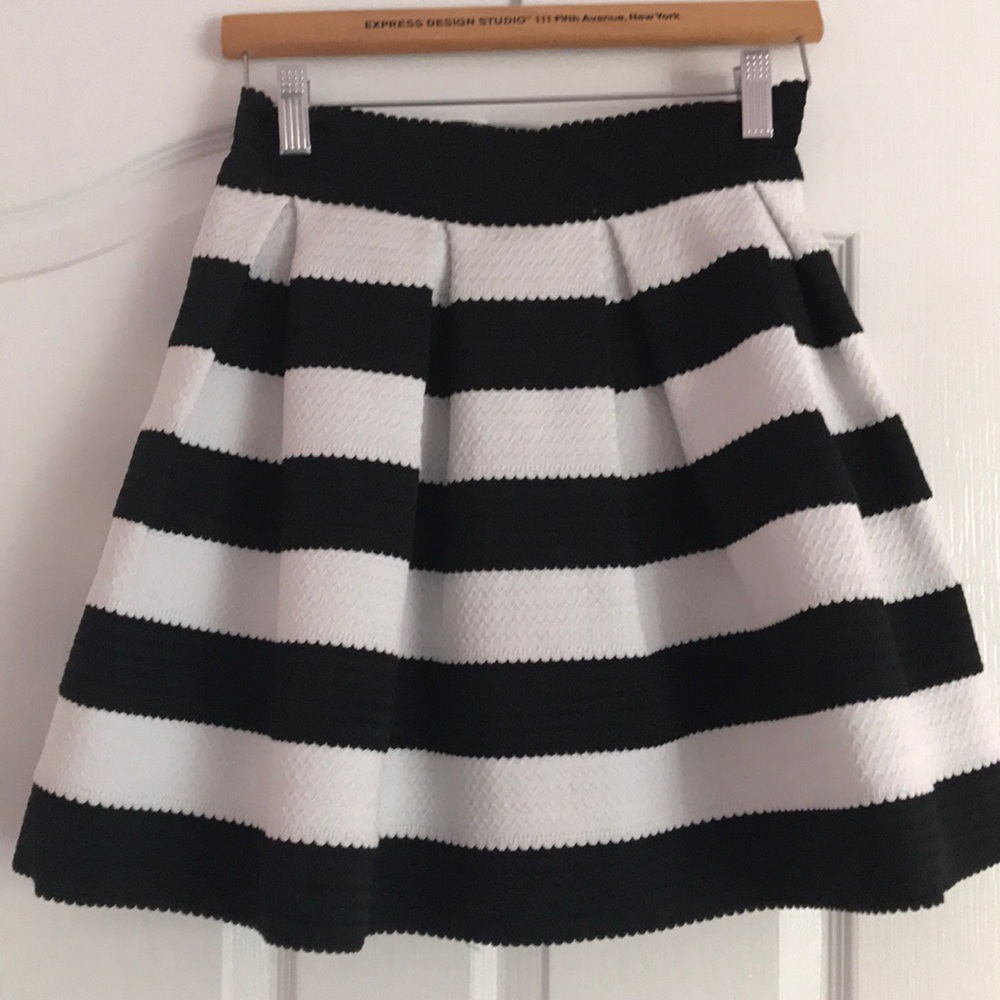 Express tutu Skirt .